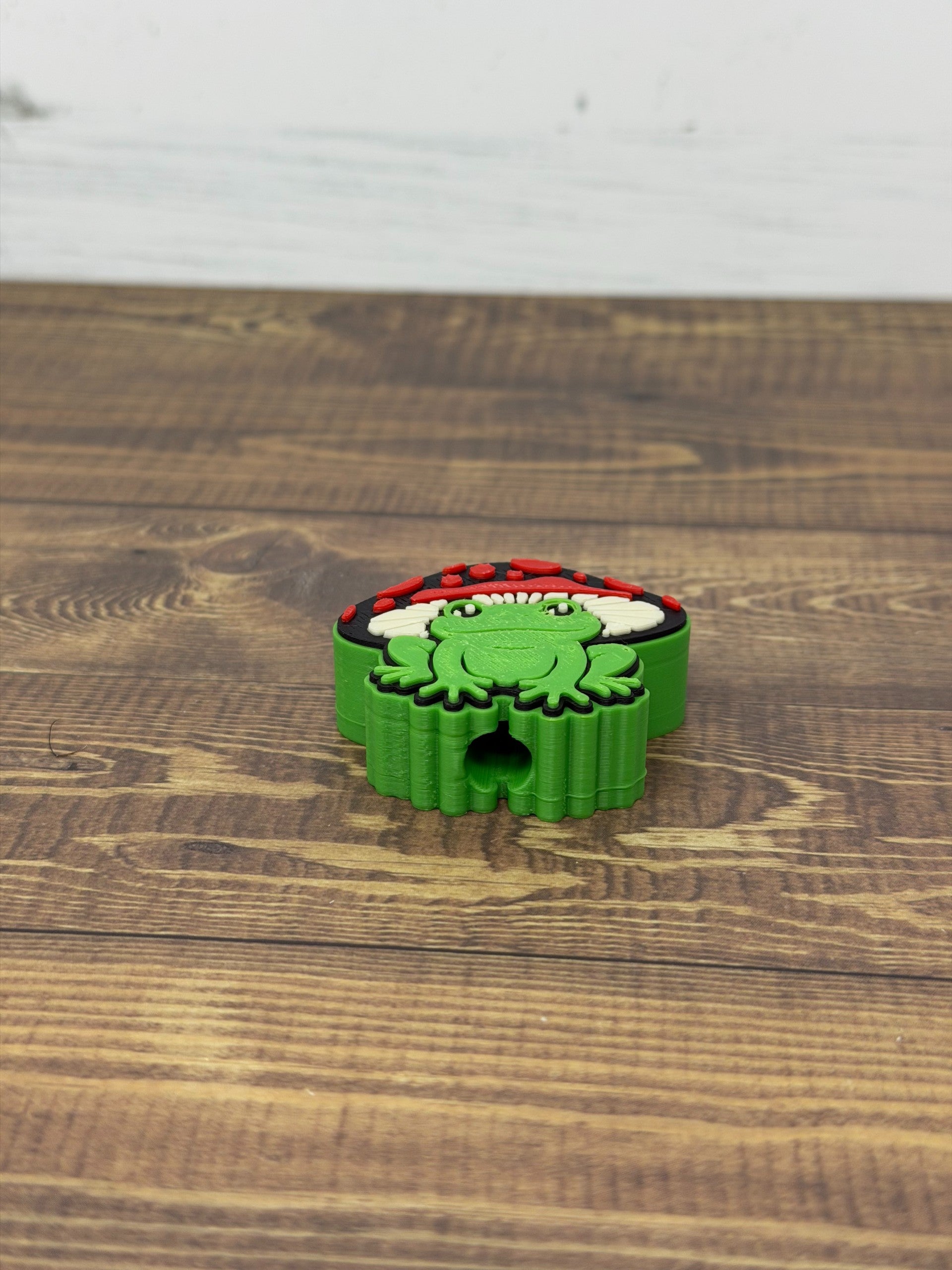 Mushroom Frog Straw Topper